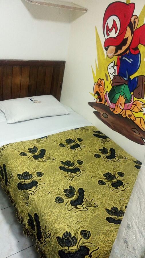 Hostal Chorro De Quevedo Богота Экстерьер фото